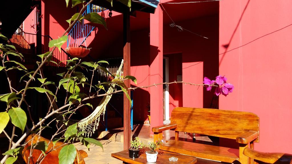 Hummingbird Hostel Ciudad del Este Buitenkant foto